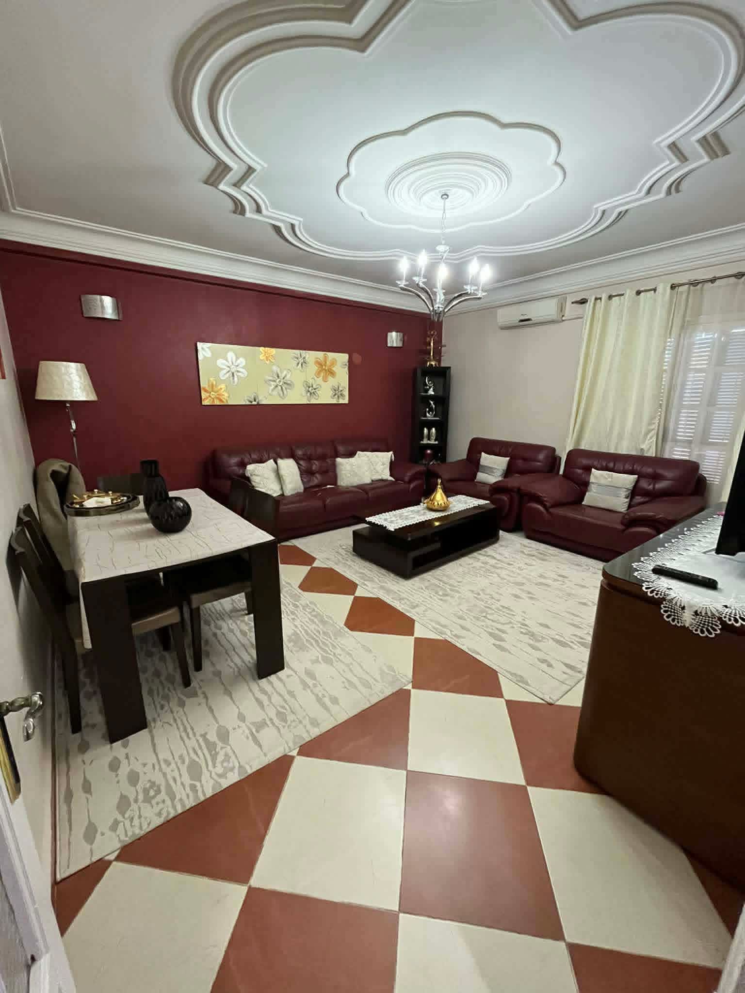 Appartement F4 situe à AADL sidi Achour 