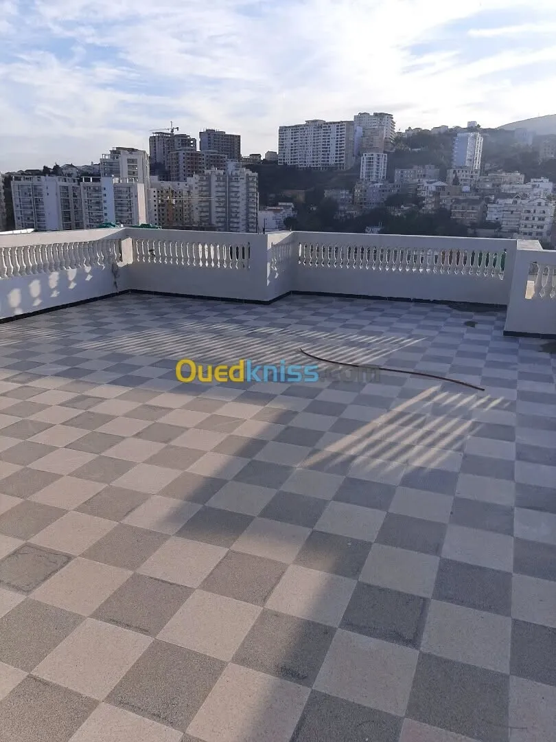 LOCATION VILLA R+3 SUP 280 M2 A VALMASCORT ANNABA