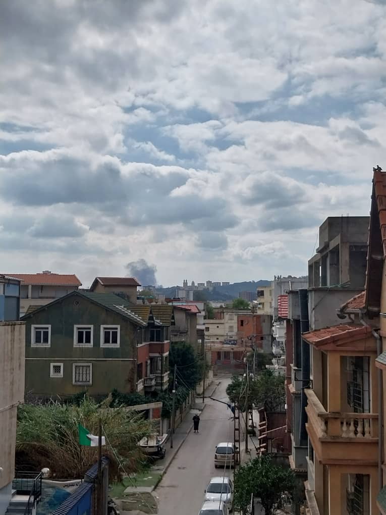 VENTE F3 SUP 80 M2 AU CHIKH TAHAR ANNABA 