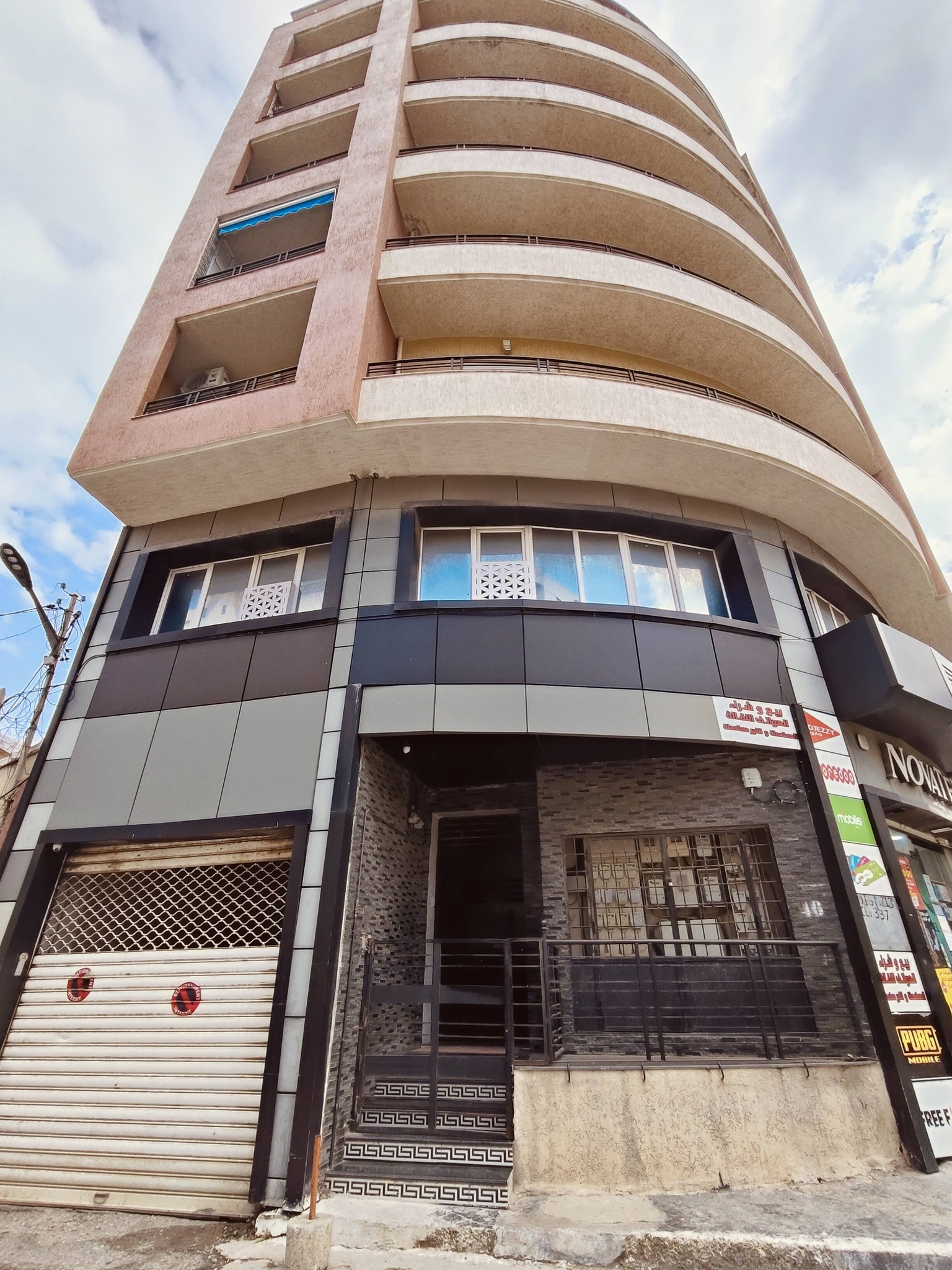 LOCATION F4 CENTRE VILLE AU BOULEVARD MUSTAPHA BEN BOULAID 