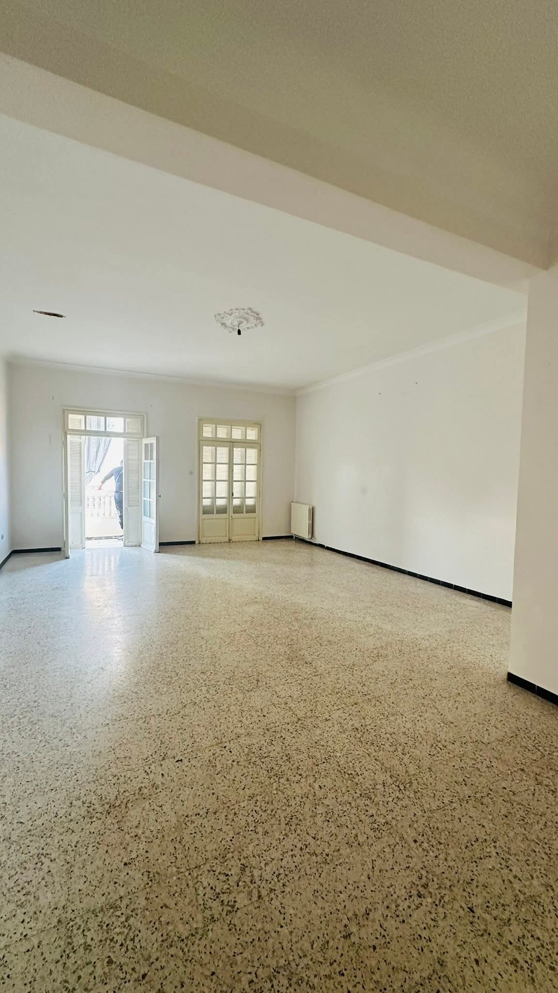 À louer appartement f4 à setif 