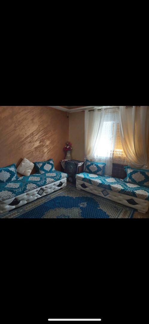 Vente un appartement F3 à Bordj kiffane