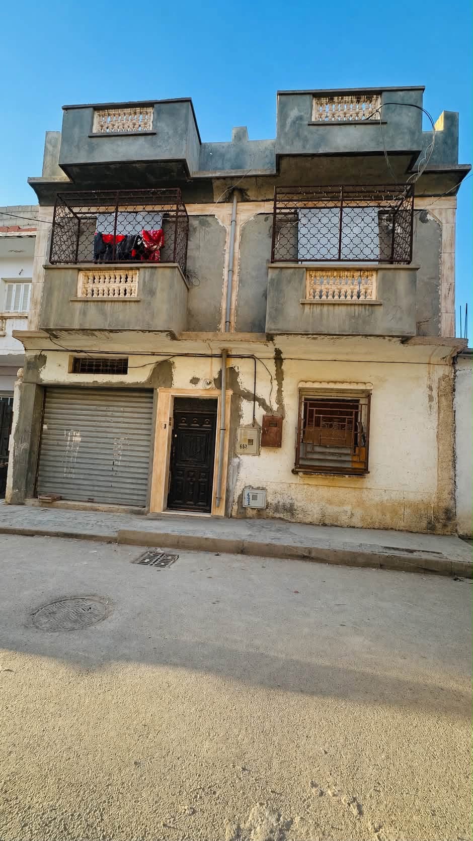 Vent maison R+1 dans le quartier Bouawaja, à Sétif